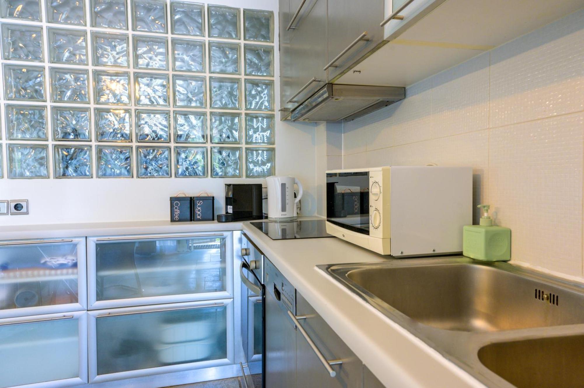 Porto Rafti Hideaway Apartment ภายนอก รูปภาพ