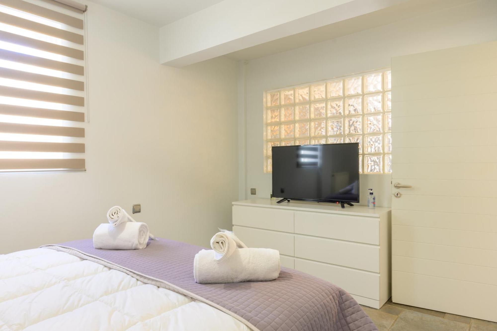 Porto Rafti Hideaway Apartment ภายนอก รูปภาพ