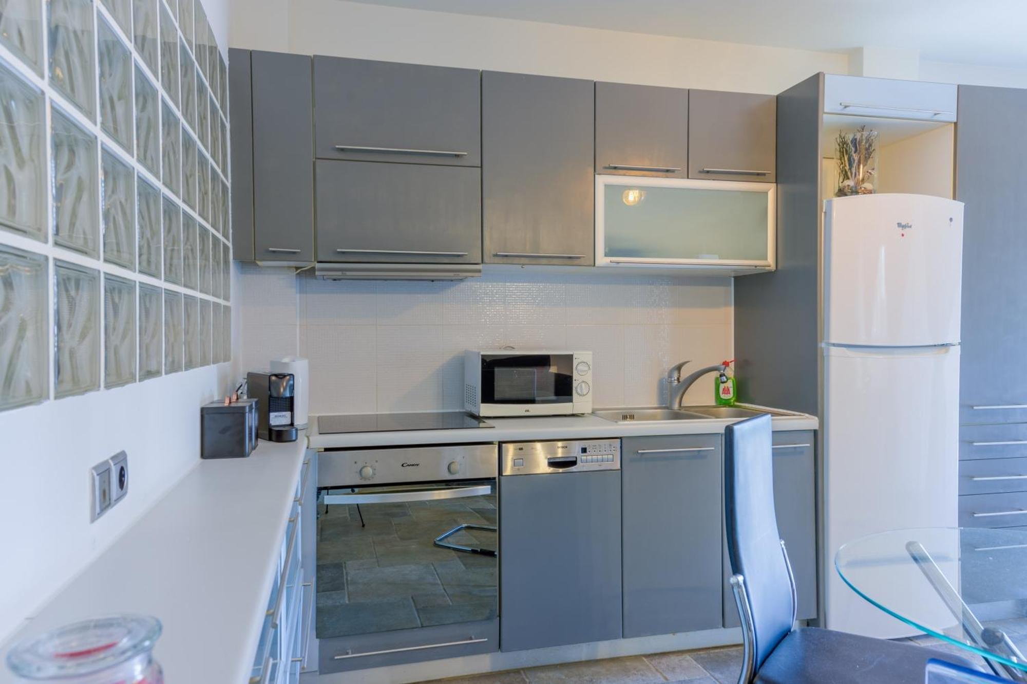 Porto Rafti Hideaway Apartment ภายนอก รูปภาพ
